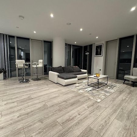 Luxury 2 Bed Penthouse With Stunning Views In Manchester City Centre エクステリア 写真