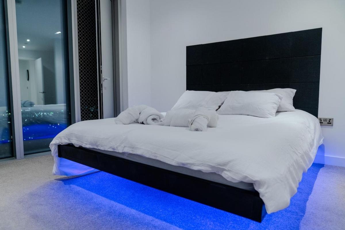 Luxury 2 Bed Penthouse With Stunning Views In Manchester City Centre エクステリア 写真